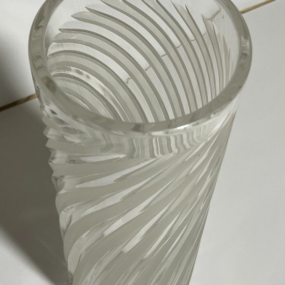 Italian Vase Etched Glass Swirl Design Signed LUCIANO GASPARI for Salviati 12" - Picture 2 of 4